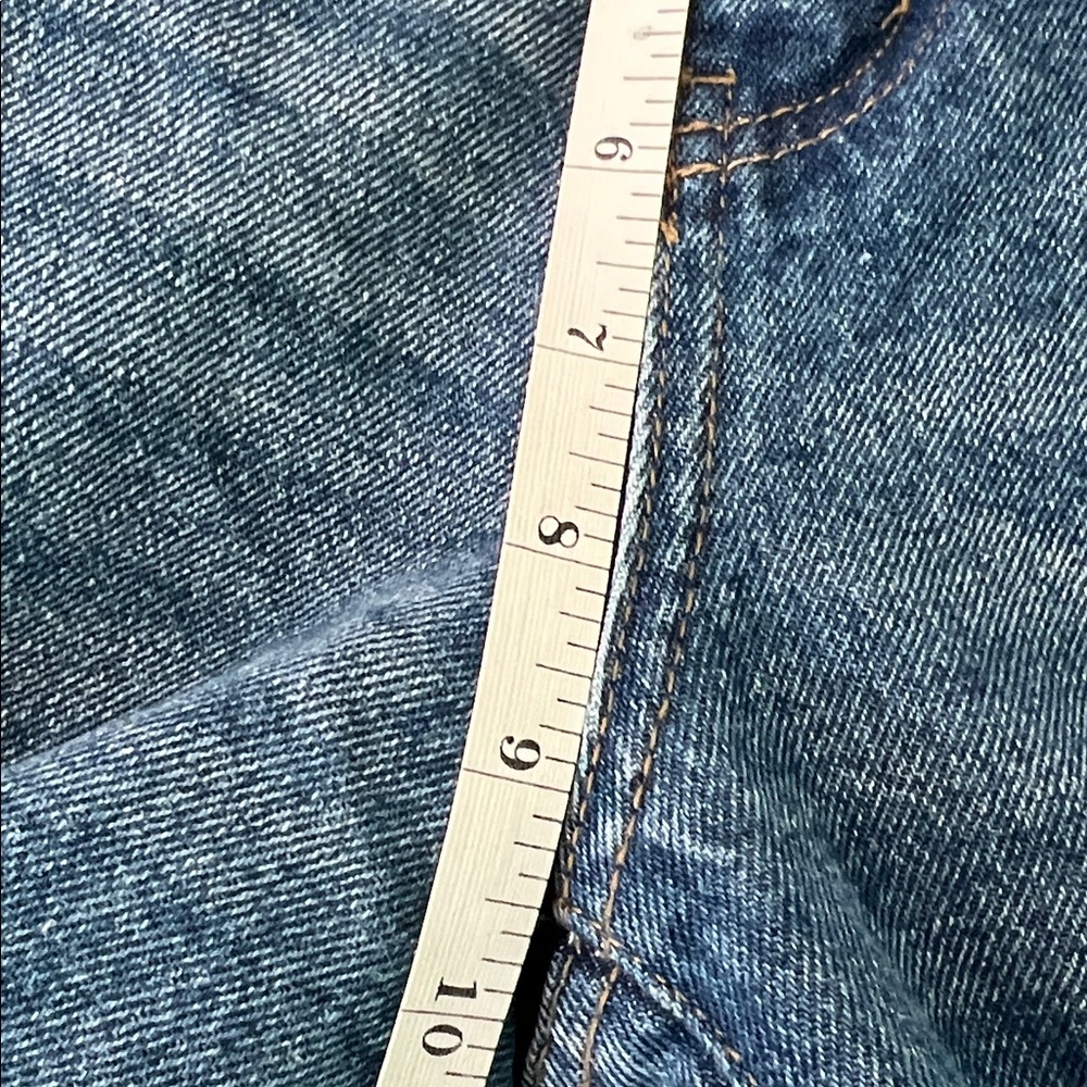 edikted Carpenter Low Rise Jeans - Picture 7 of 9